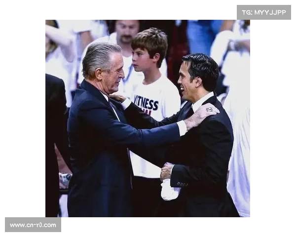 美国男篮任命斯波尔斯特拉为新任主教练,将带队征战2027世界杯 美国男篮任命斯波尔斯特拉为新任主教练,将带队征战2027世界杯